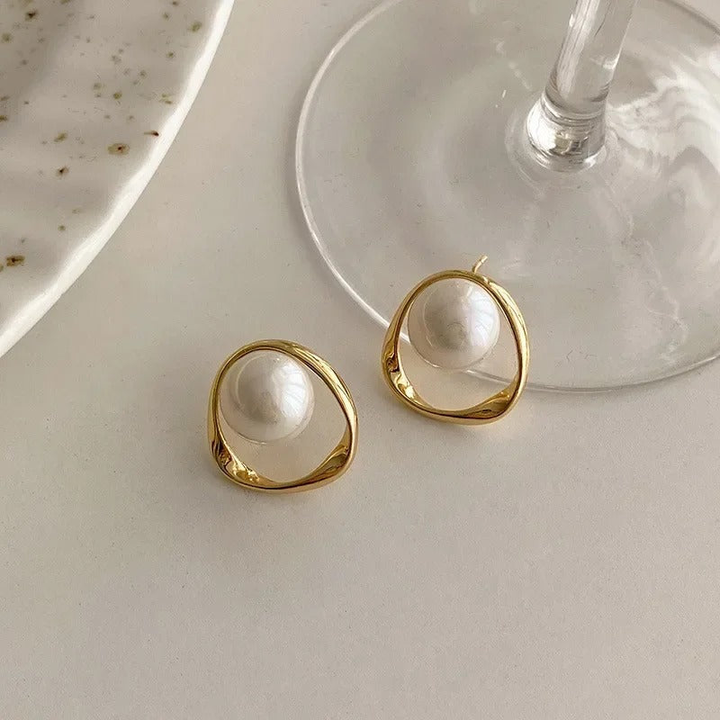 Emma™ | Vintage Pearl Earrings