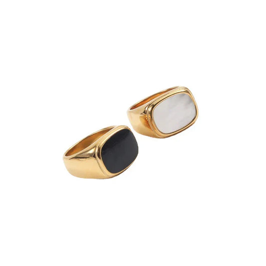 Serica Nivalis  Ring | Gold