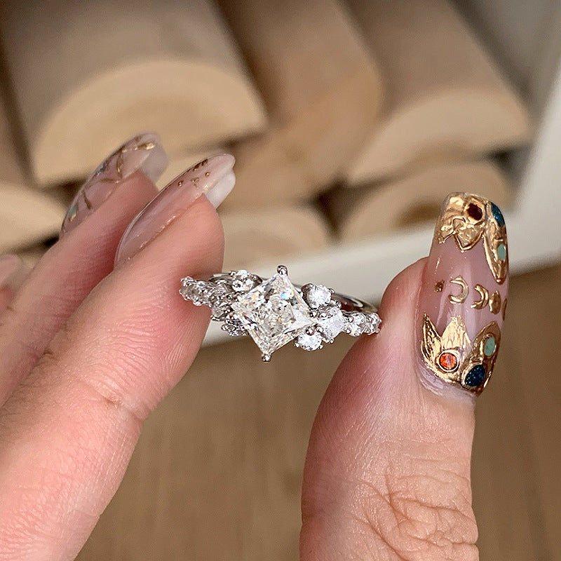 Selected Variant Image