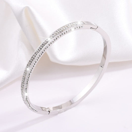 Avelina Rosanelli Bracelet | White Gold