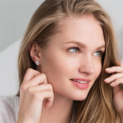 Screw Back Earrings | White Gold